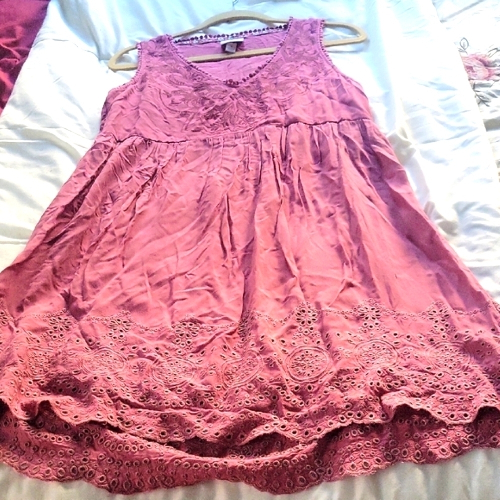 Knox Rose Women Mauve Embroidered Lace Floral Pleated Waist Dress, Size: S